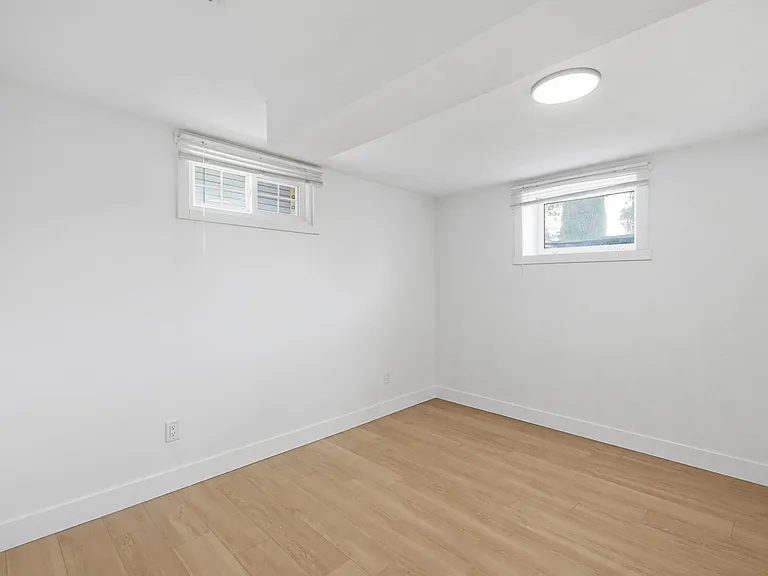 1007 16a St NE #B — Photo 9
