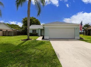 1322 Denlow Ln, Royal Palm Beach, FL 33411