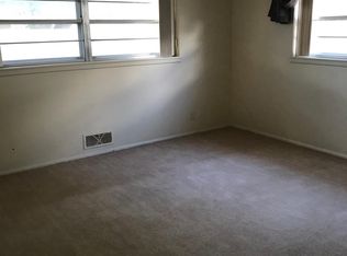 1002 Sandia Dr, Hobbs, NM 88240