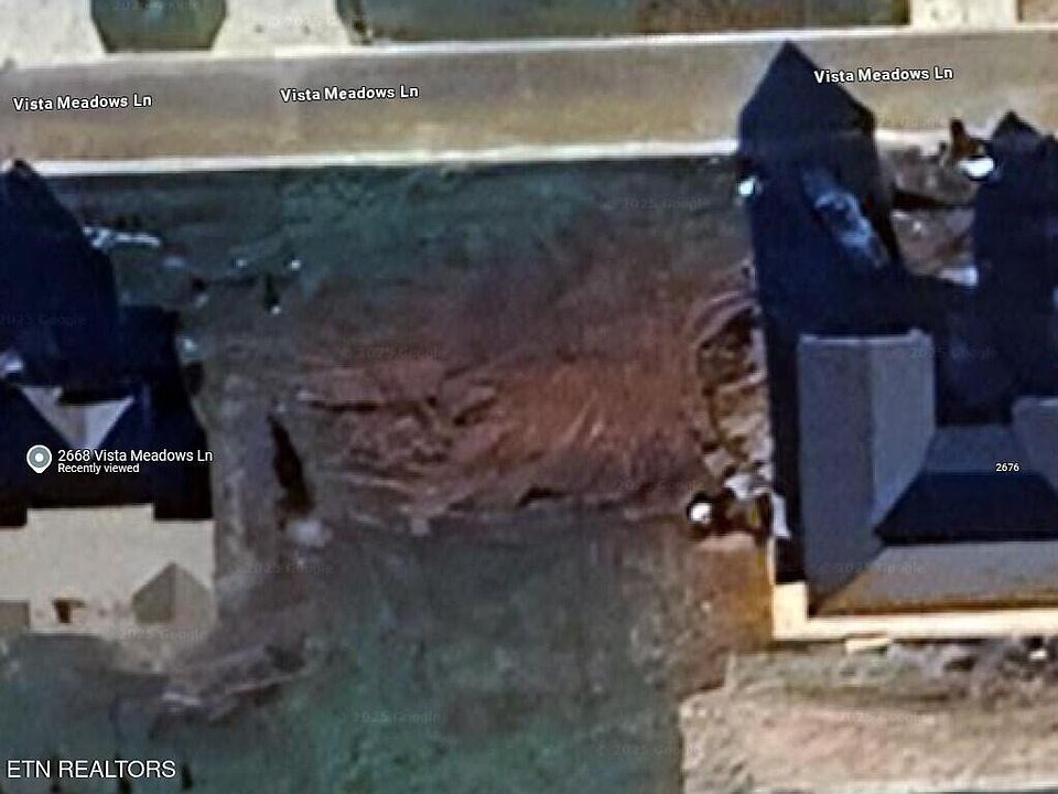 2nd image of Vista Meadows Ln