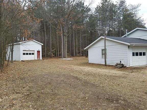 4th image of 14150 Nancy Dr