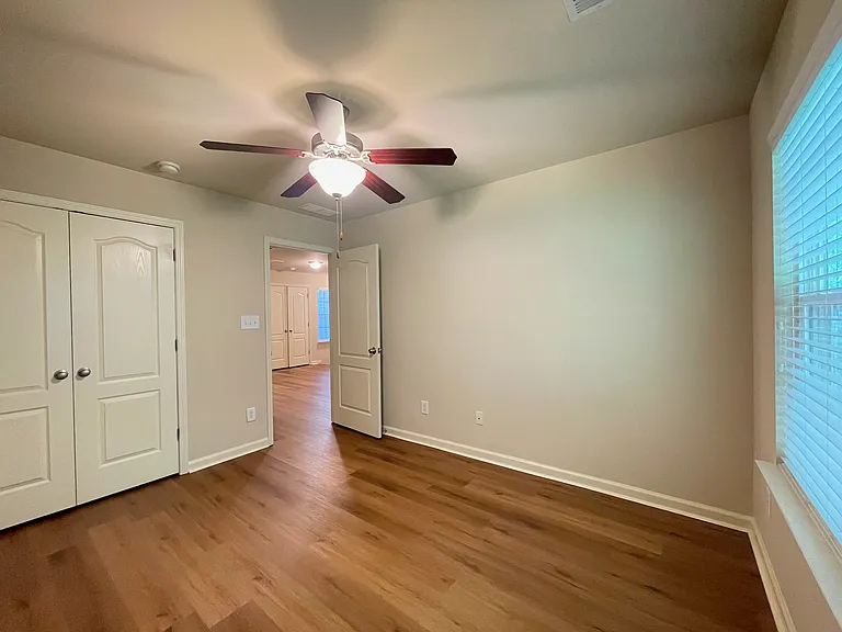 3242 Brockenhurst Dr — Photo 22