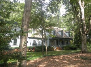 1820 Fox Downs Ln, Oilville, VA 23129