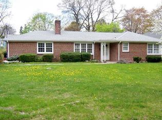 2 Herbert Dr, East Brunswick, NJ 08816