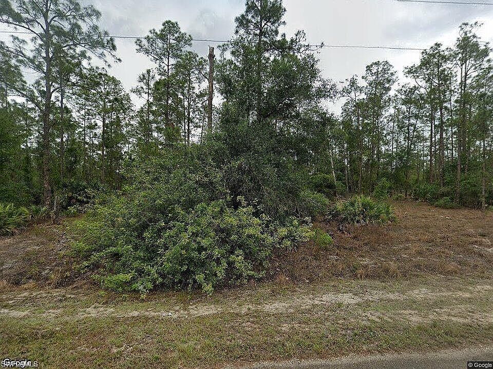 2nd image of  1504 Dayton Ave, Lehigh Acres, FL 33972