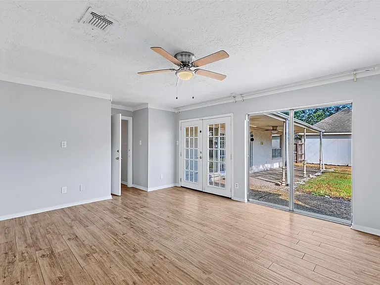 10735 Kitty Brook Dr — Photo 31