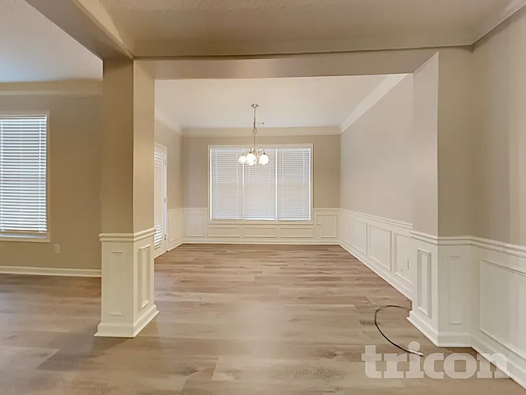 8132 Brookbend Dr — Photo 6