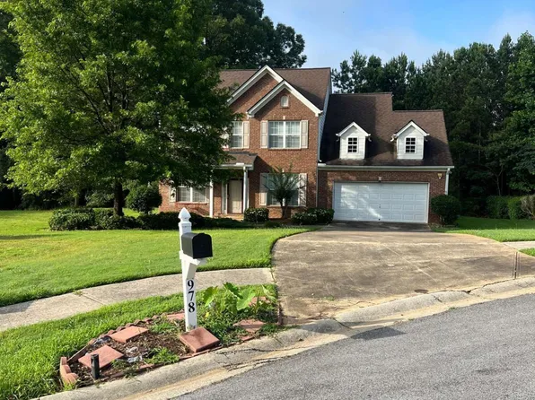 978 Francis Ln, Fairburn, GA 30213