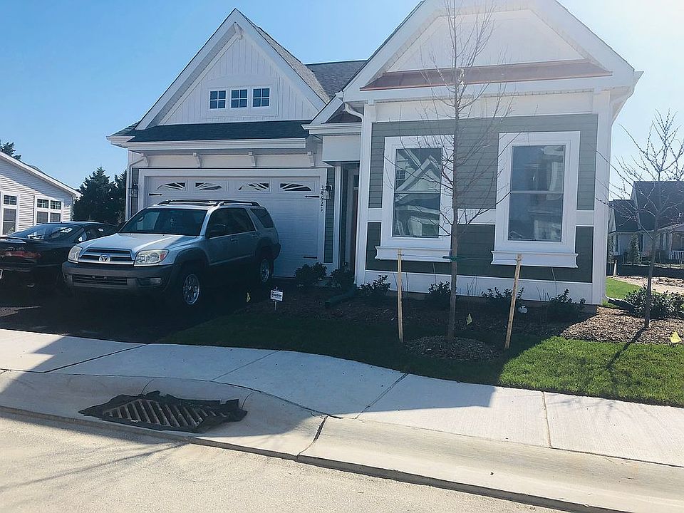 1st image of 34621 Bessie Way
