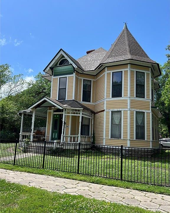 1st image of 501 W Euclid St