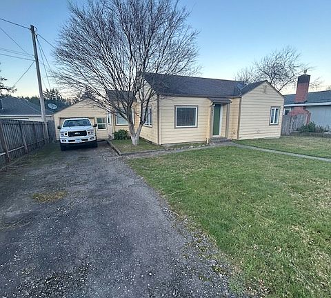 3rd image of 2641 Bowman Rd