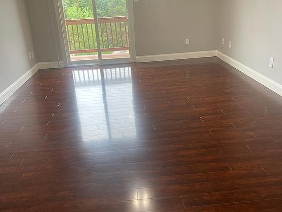 5th image of 2550 Coppergate Square Dr APT E