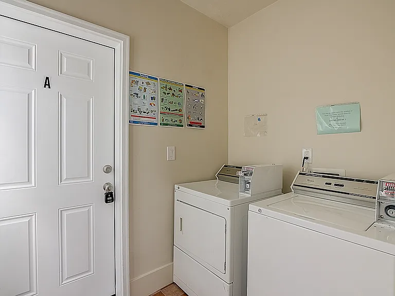 Building - Laundry Room