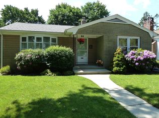 48 Sinclair Ave, Cranston, RI 02907