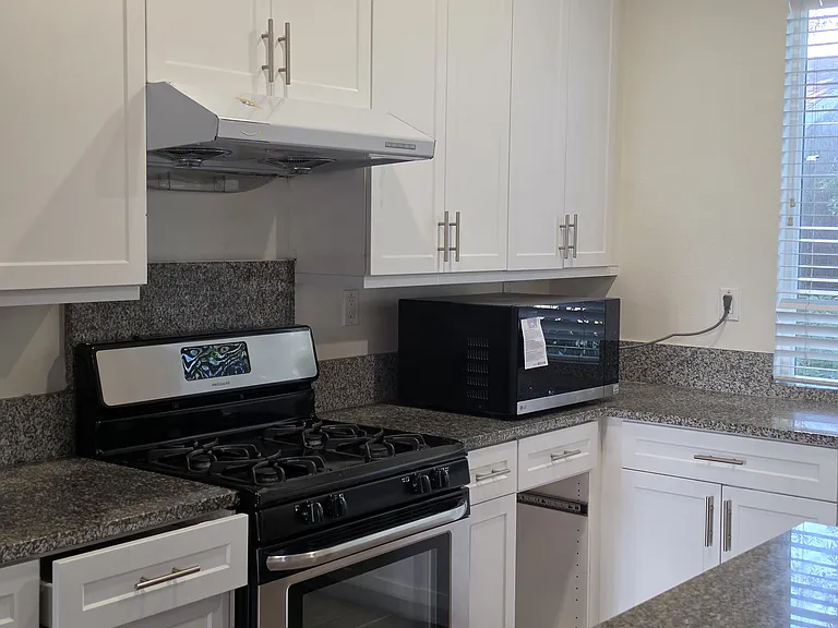 11333 Zapata Ave #26 — Photo 2