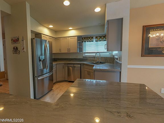 2nd image of 5026 Santa Barbara Ave