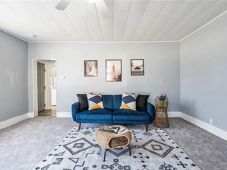 407 W Salem Ave #1 — Photo 8