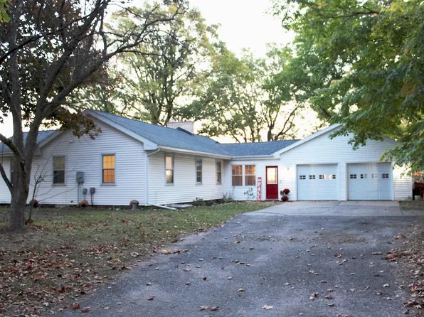 8610 Sparta Ave NW, Sparta, MI 49345