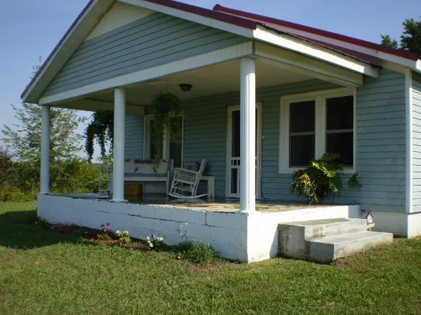 41 Sunflower Ln, Rocky Face, GA 30740