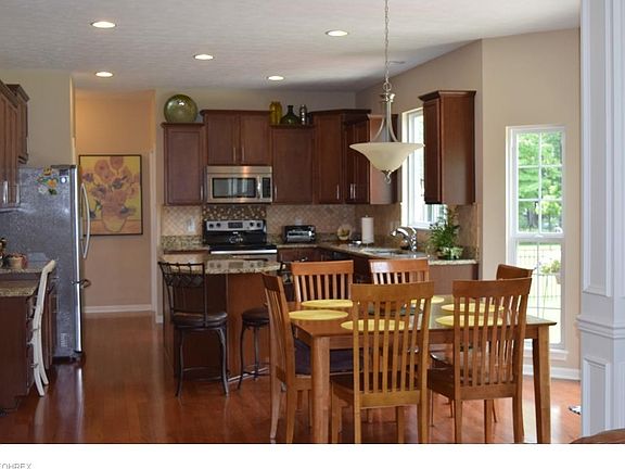 5th image of 10572 Angelina Dr