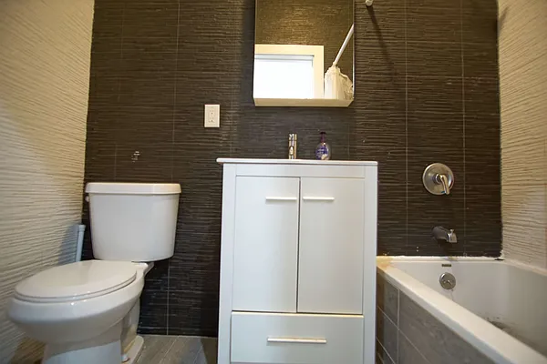 Rented by Lofts and Flats LLC | media 37