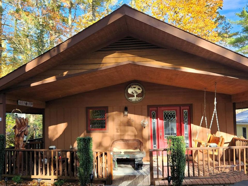 1st image of 33 Pine Valley Rd