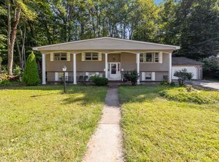 47 Regal Ct, Waterbury, CT 06705