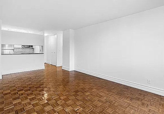 4th image of 145 W 67th St APT 46A