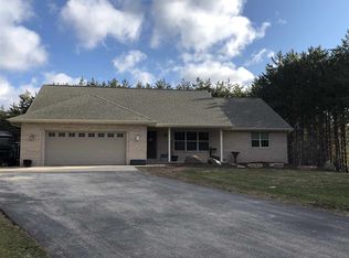 507 Hoganwood Cir, Sobieski, WI 54171