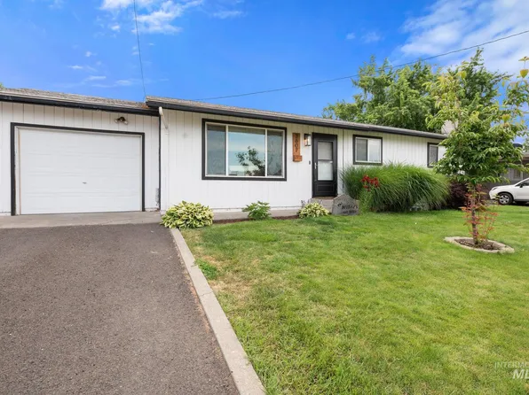 3607 12th St, Lewiston, ID 83501