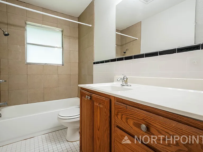 736 Treadwell Dr — Photo 11