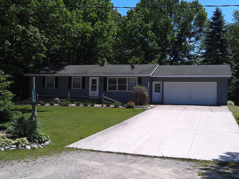 1st image of 15370 Barry St