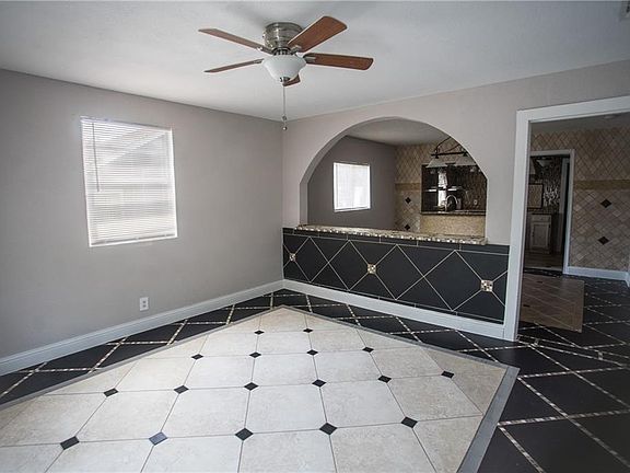 3rd image of 3113 Avenue L
