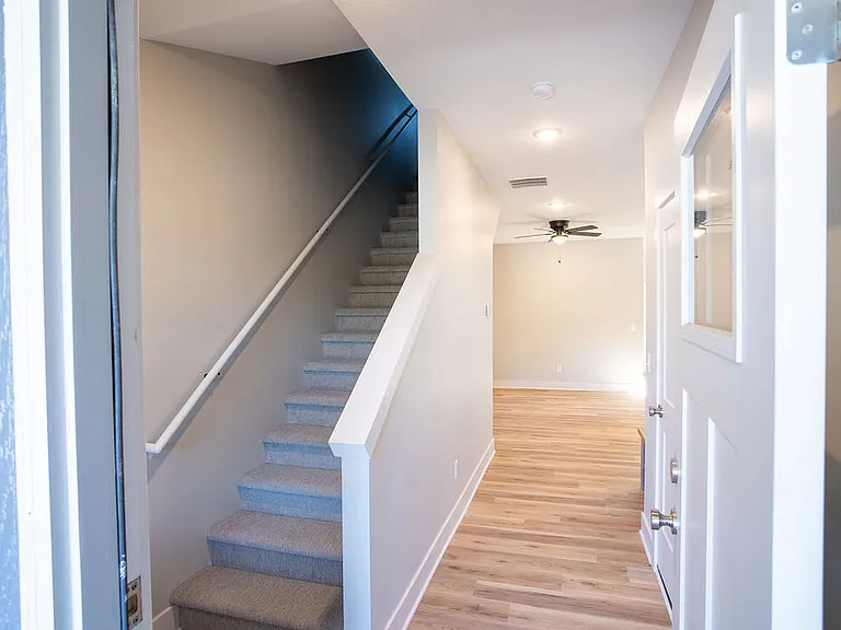 1235 SE 8th Cir — Photo 10