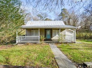 325 E Griffin St, Dallas, GA 30132