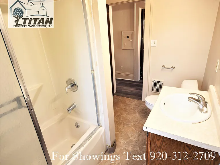170 E Cotton St #2 — Photo 6
