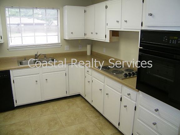 5th image of 337 Kathleen Pl