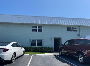 2400 NE 16th St APT 105, Pompano Beach, FL 33062
