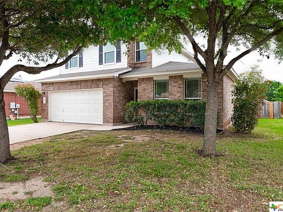 3rd image of 404 Glen Valley Ln