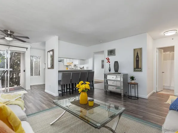 7506 Parkway Dr Unit 202, La Mesa, CA 91942