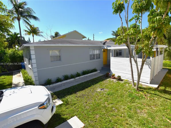 703 N 5th St, Lake Worth, FL 33462