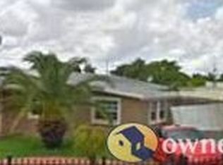 831 SE 4th Pl, Hialeah, FL 33010