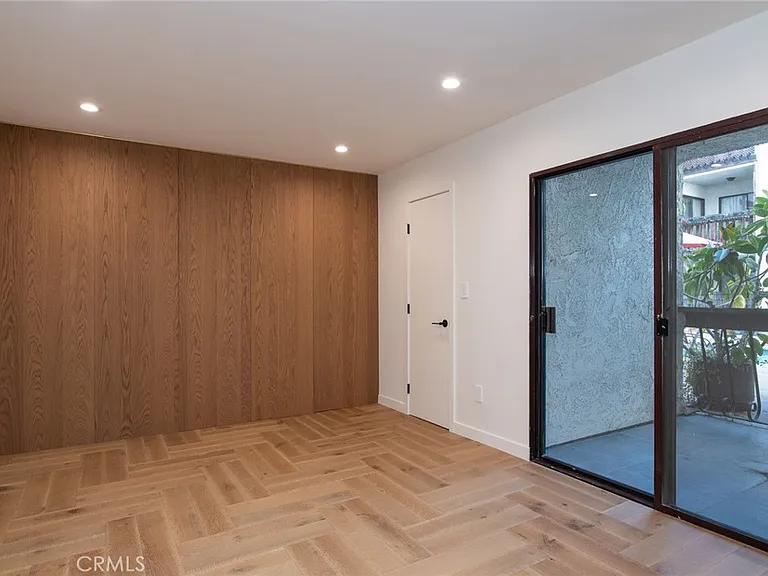 515 N Jackson St #102 — Photo 11