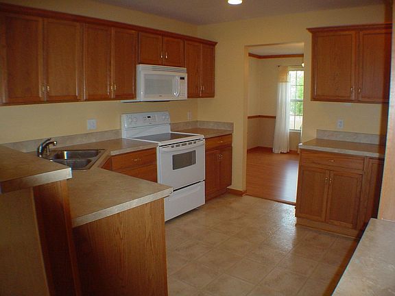 5th image of 4435 Andette Ave NW