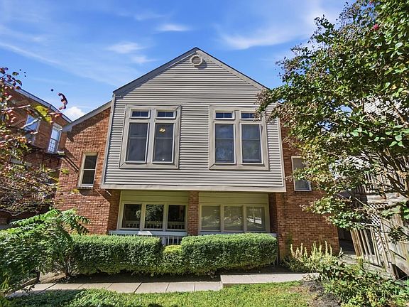 2nd image of 2116 Gilbert Ave #B