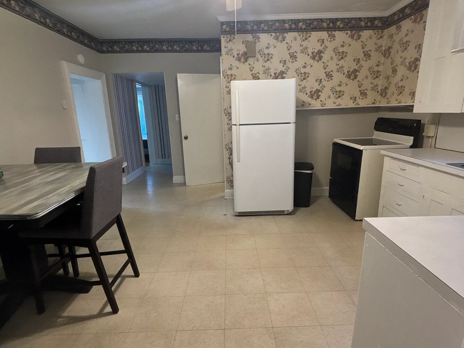 2 bed, $1,295 — Photo 2