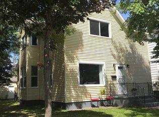 633 N 5th St, Ishpeming, MI 49849