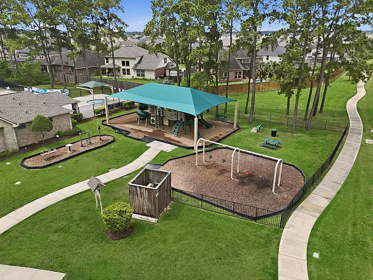 18823 Brighton Trail Ln — Photo 17
