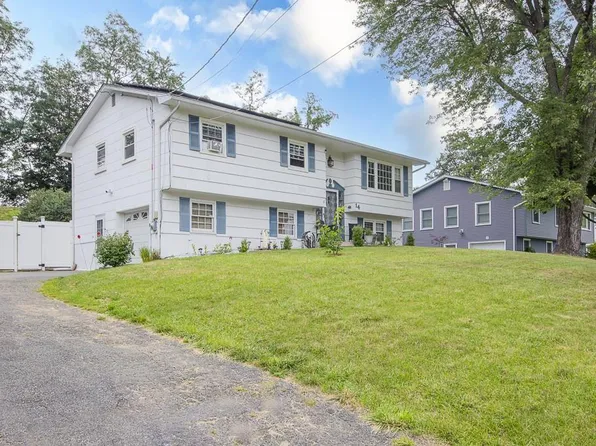 14 Oakwood Lane, Thiells, NY 10984