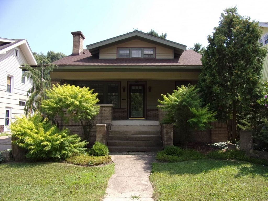 Real estate listing image
